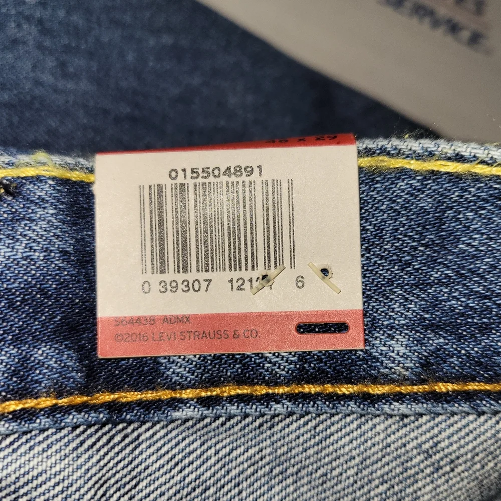 New! Levi's Denim Jeans Size 46 X 29